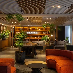 Hotel Insomnia Oike, Quioto