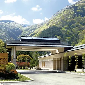 **** Ryokan Hatsuhana Japan