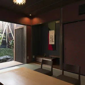 3* 旅館 上七軒 億